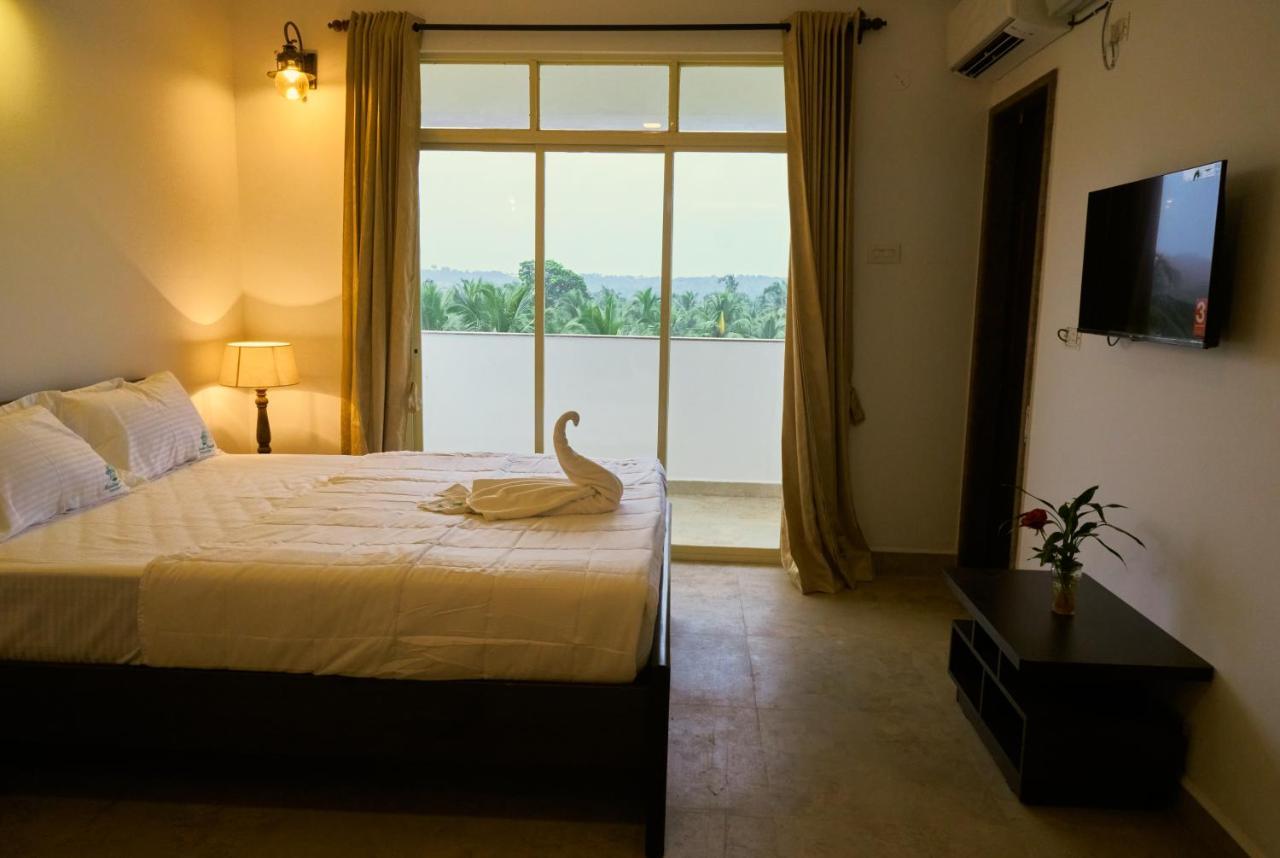 Martins Crest Hotel Patnem Beach Eksteriør billede