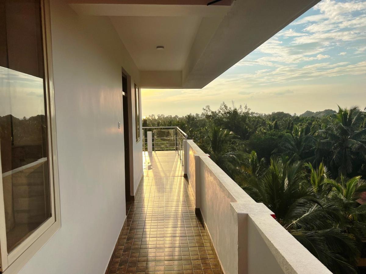 Martins Crest Hotel Patnem Beach Eksteriør billede