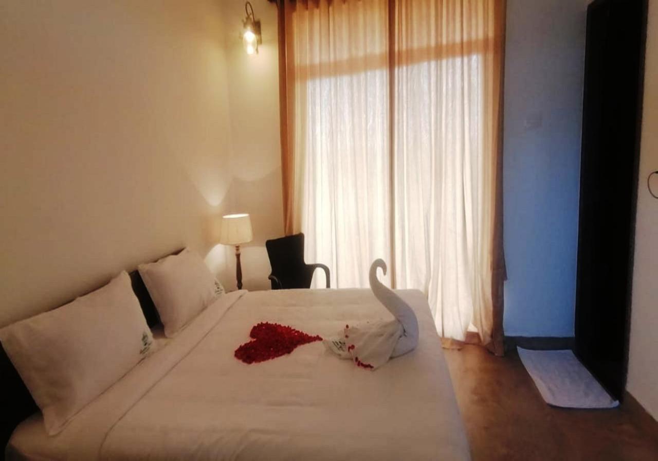 Martins Crest Hotel Patnem Beach Eksteriør billede