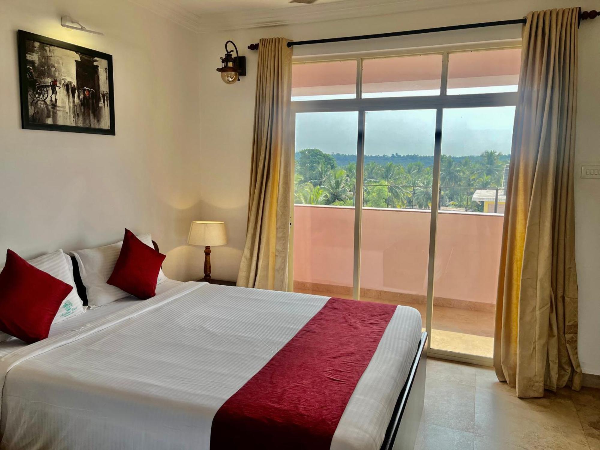 Martins Crest Hotel Patnem Beach Eksteriør billede